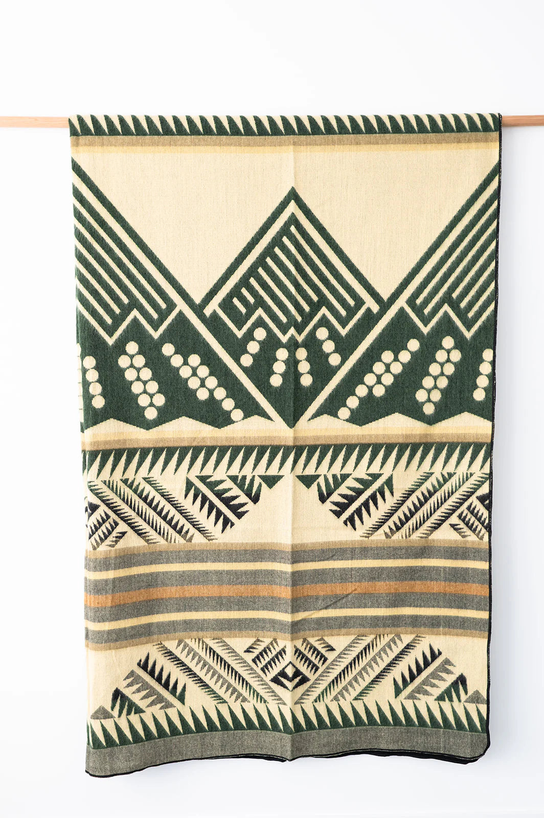 Mountain Flakes Queen Blanket - Tracing the Columbia