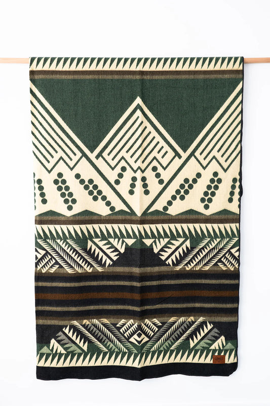 Mountain Flakes Queen Blanket - Tracing the Columbia