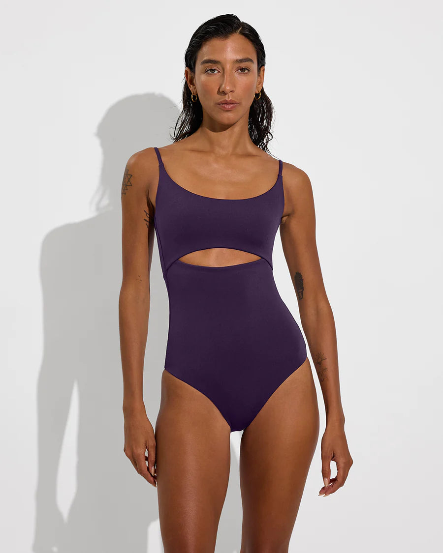 Peak Suit | Left on Friday