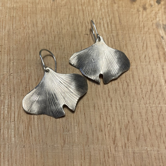 Silver Gingko Earrings | Galili Ellis