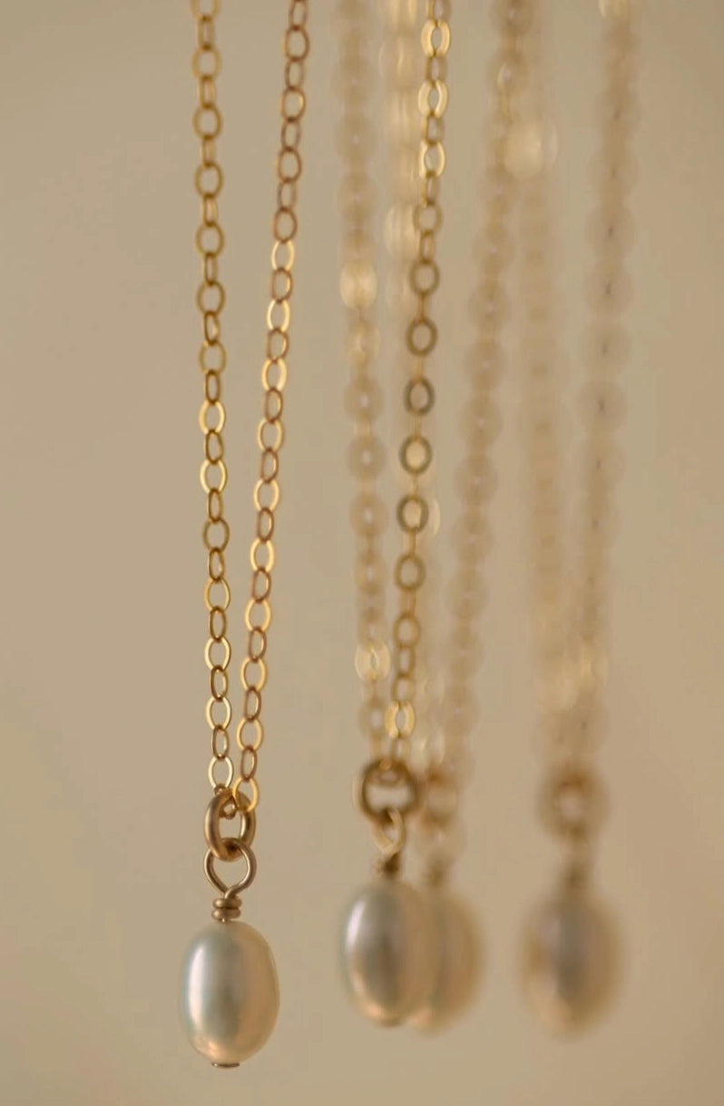 Teardrop Fresh Water Pearl Simple Necklace