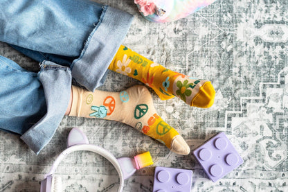 Friday Sock Co. - Kid's Peace and Love Crew Socks - Fun Patterns for Kids: Large (Age 8-12)