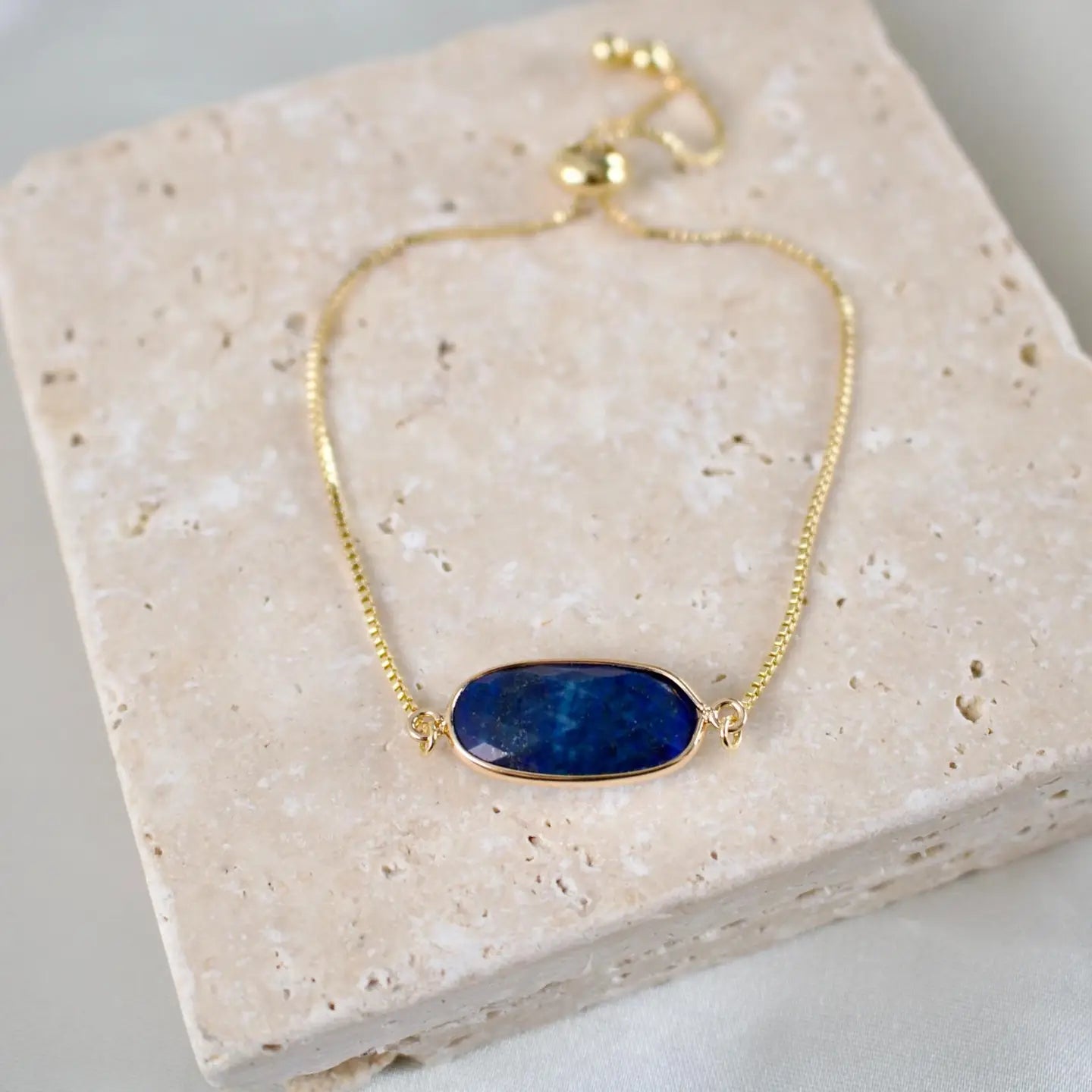 Bracelet | Jules Lapis Lazuli  // Gold Adjustable