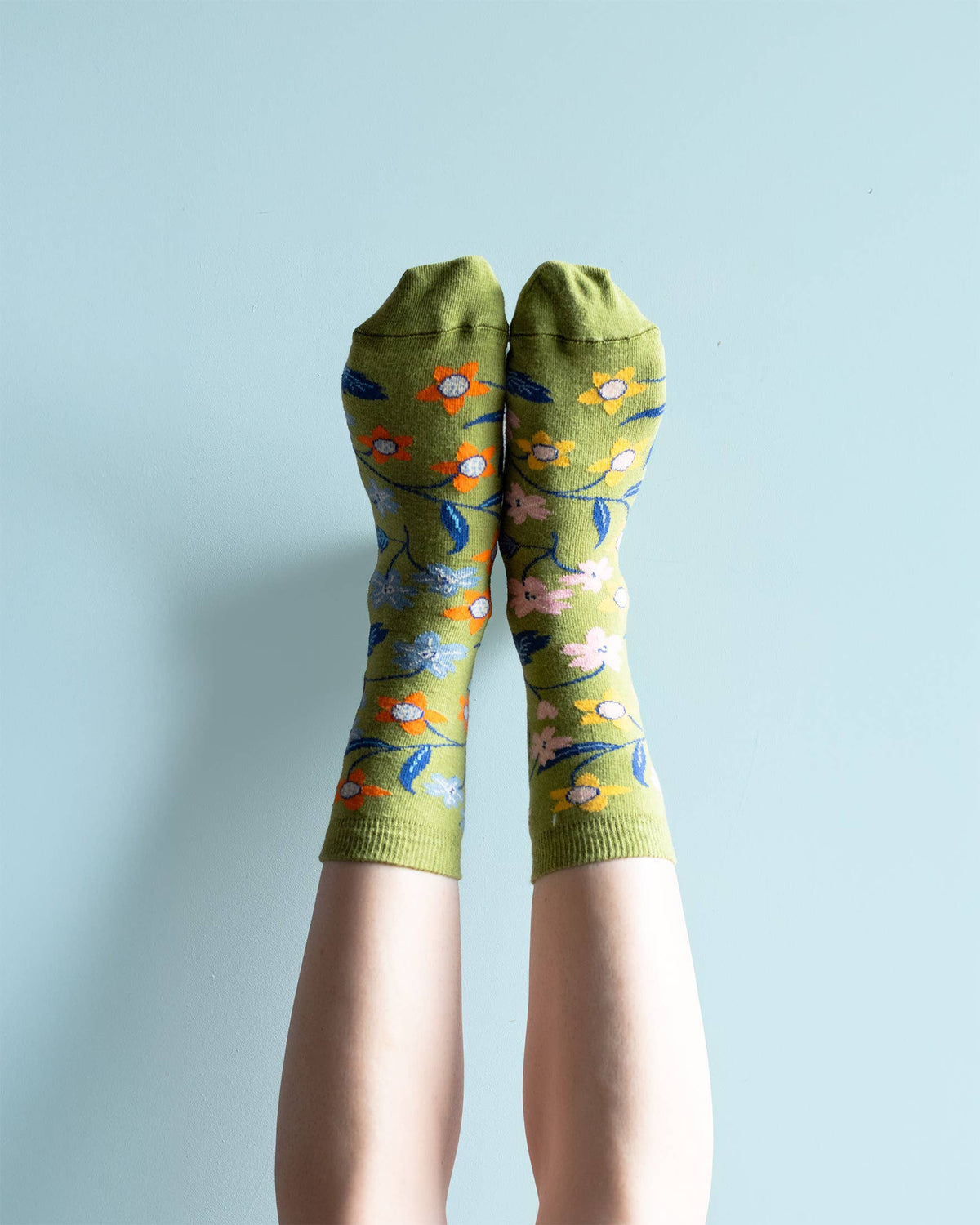 Friday Sock Co. - Women's Flower Vine Crew Socks - Perfect Mother’s Day Gift: Women’s 5 – 10