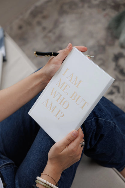 I Am Me. But Who Am I? - Soul Series Journals